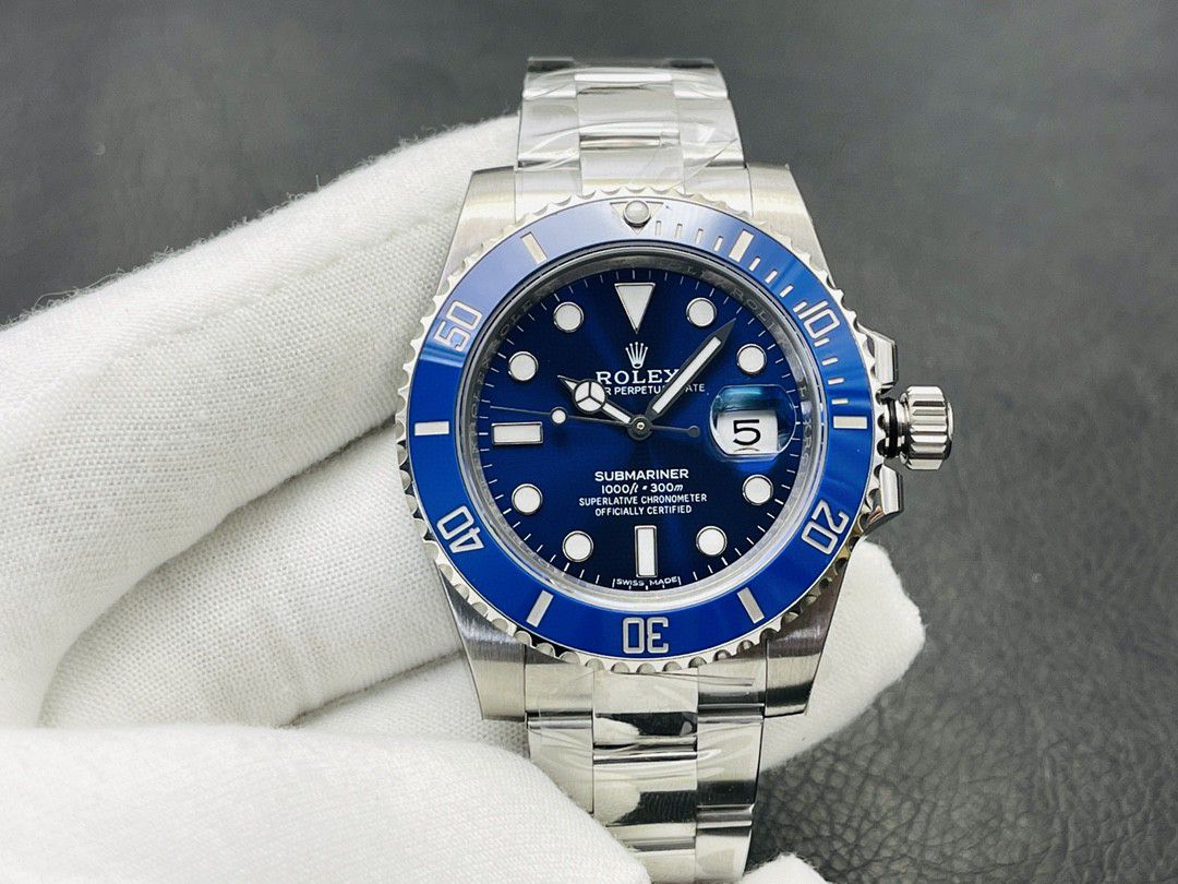 Rolex Submariner For Sale - Blue Bezel 41 MM m126619lb-0003 Men's Watch Replica in hand front view