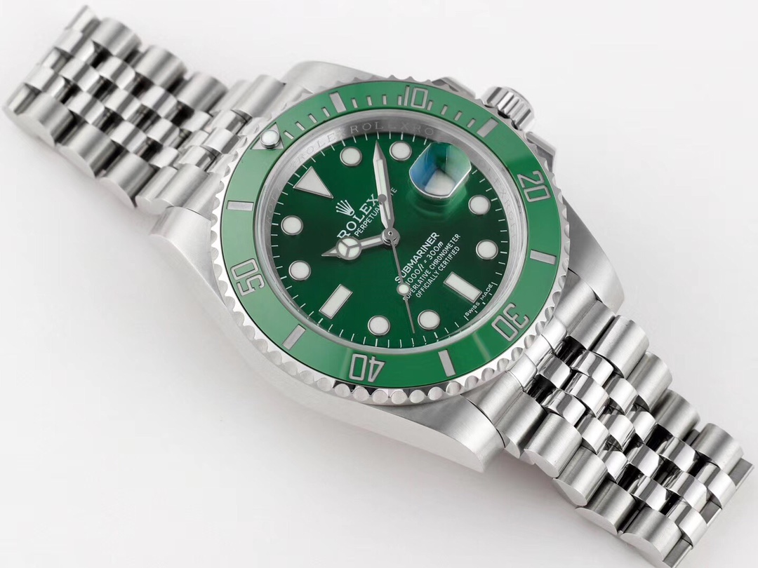 Rolex Submariner Hulka Green Dial 116610LV Men's Watch Replica on the white background front view