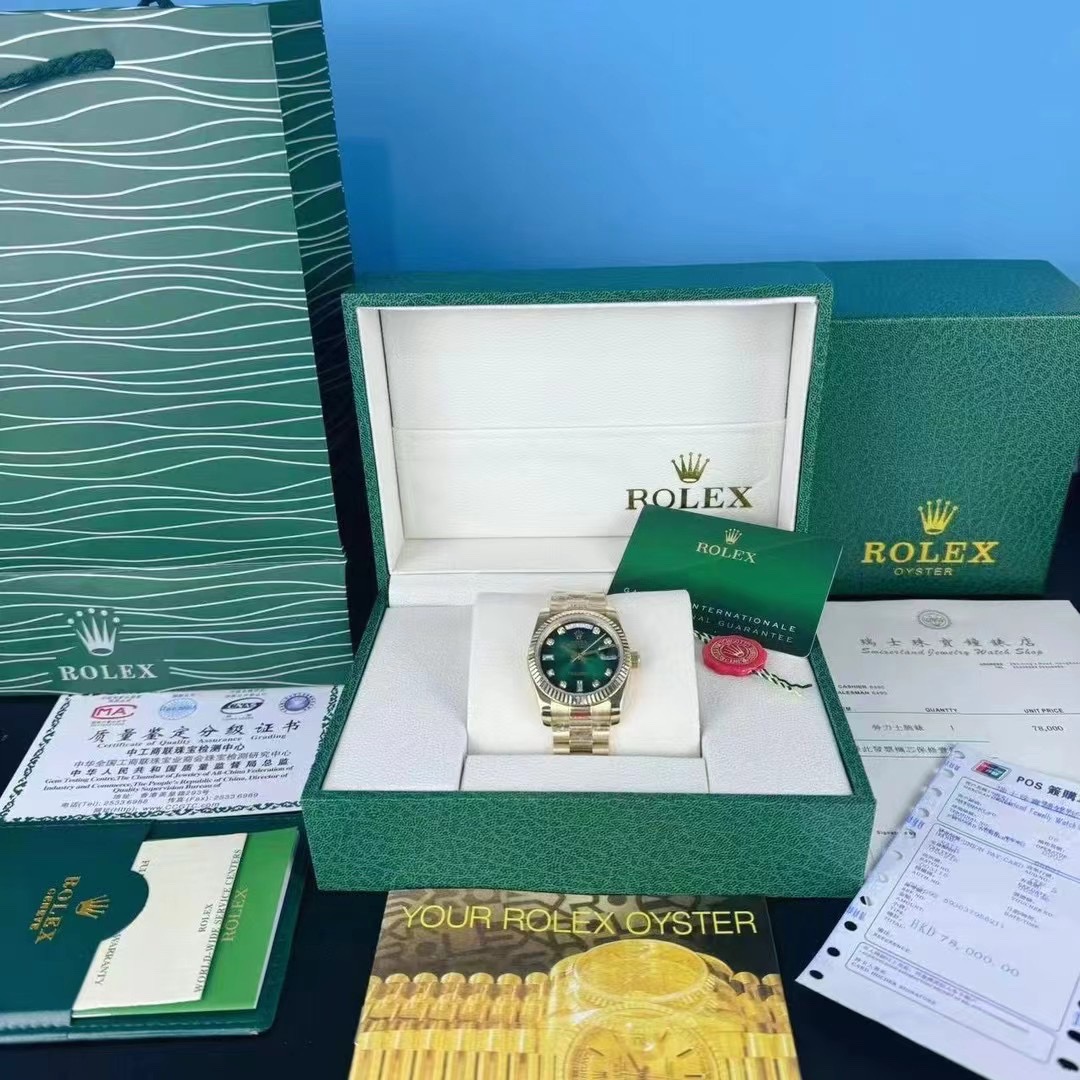 Rolex Day-Date Green Dial Gold Strap 118238 in Rolex Green Gift Box