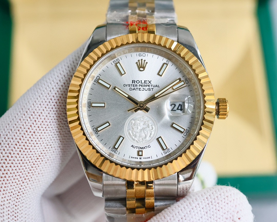 Rolex Datejust 41 mm White Gold dial 126303-0002 Special Edition Replica Watch in hand front view